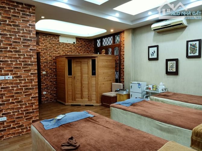 Nhà mặt phố Đê La Thành, căn góc 2 mặt thoáng,kinh doanh sầm uất. 42m 5 tầng, mt 5m. 1x tỷ - 1