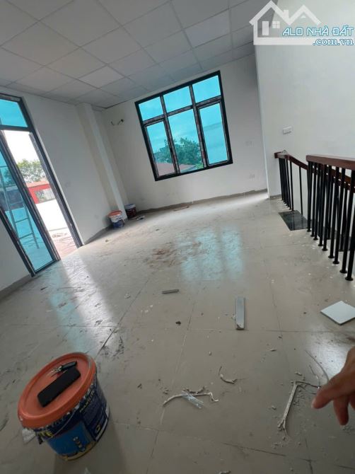 Cho thuê nhà  Phan Trọng Tuệ, Vĩnh Quỳnh, Thanh Trì DT 75m2 x 4 tầng , ngõ ô tô nhà mới - 1