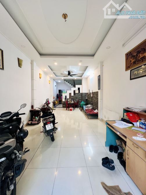 🌹🌹SIÊU PHẨM NGUYỄN SUÝ - SÁT MẶT TIỀN - HẺM NHỰA 1/ THÔNG 7M - 4.2X20 ( 84m2 ) - 3 TẦNG - 12