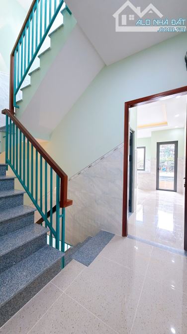 NHÀ MỚI XÂY  ĐÚC 4 TẤM DT 4 X24  CÓ 6 TỶ VIP Q4 - 12