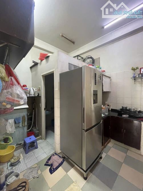 Ngang 8m _ Mặt tiền kinh doanh 4 tầng _ Vĩnh Hội ,Tân Vĩnh p4 Quận 4 _ 9,8 tỷ - 12