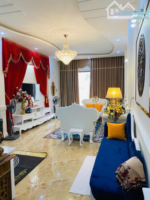 BÁN NHÀ MẶT TIỀN LÊ HỒNG PHONG, TP VT– NHÀ ĐẸP,GẦN BÃI SAU, ĐẦU TƯ CỰC TỐT GIÁ 11,7  TỶ TL - 12