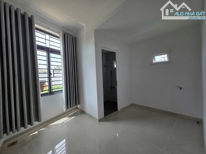 HẠ GIÁ BÁN GẤP!!!  NHÀ MỚI 3 LẦU MẶT TIỀN HÙNG VƯƠNG - 5TỶ 650 - 13
