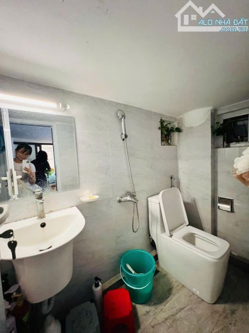 Bán nhà Nguyễn Đình Chiểu – Hai Bà Trưng, 20/35m², 5 tầng, giá 8.5 tỷ – Lô góc 3 mặt ngõ - 15
