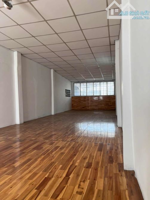 Bán Mặt tiền Quang Trung 220 m² ngang 3.5 dài 34 m nở Hậu 7 m giá chỉ 3x T. - 15
