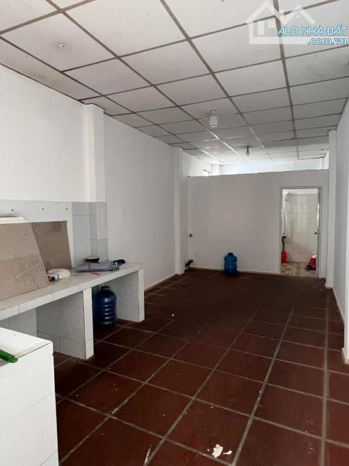 Bán Mặt tiền Quang Trung 220 m² ngang 3.5 dài 34 m nở Hậu 7 m giá chỉ 3x T. - 18