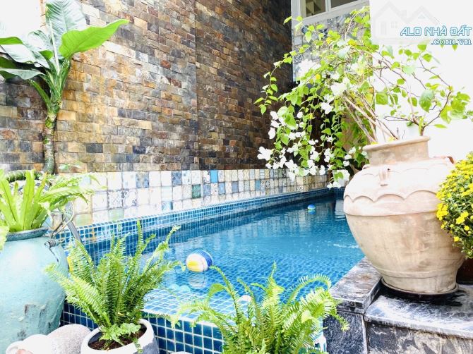Chỉ 42 Tỷ-Bán Biệt Thự Đẹp Thảo Điền DT:202m2(8mx25m) 1 Trệt 3 Lầu-Hồ Bơi Sân Vườn - 2