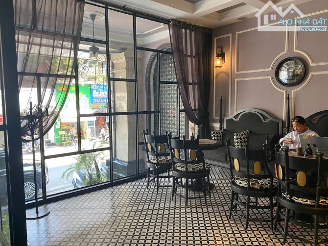 Giảm 70 tỷ - Chủ nợ Bank 150 tỷ - Khách Sạn Phố Cổ - 350m2 - 310 Tỷ - Doanh Thu 4,5 Tỷ/Th