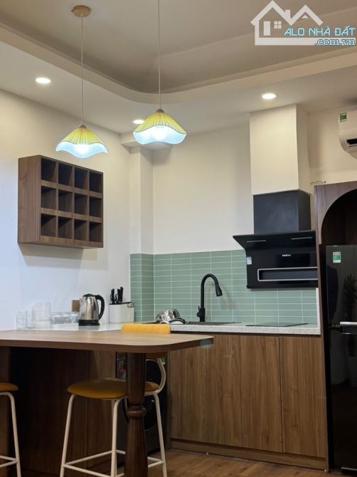 VŨ MIÊN TÂY HỒ - 3 MẶT THOÁNG - 8 TẦNG có HẦM - TÂY Ở NHIỀU - 2