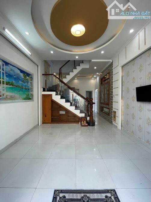 Bán Nhà 3 Tầng Hẻm 11 Đa Khoa Trung Ương - P. Tân An - 2