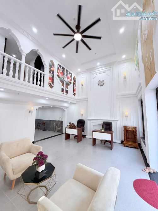 BÁN NHÀ ĐẸP MỚI 100% MẶT TIỀN PHÚ LỘC 22 - GẦN BIỂN - THU NHẬP KHỦNG - GIÁ ĐẦU TƯ - 2