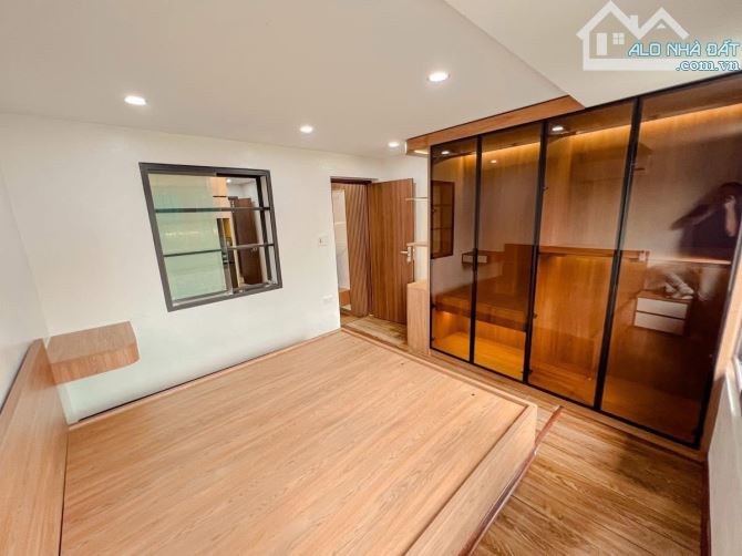 THANH KHOẢN CĂN TẬP THỂ VỊ TRÍ ĐẸP-TẶNG FULL NỘI THẤT PHỐ TÂN MAI CHỈ NHỈNH 3tỷ - 2