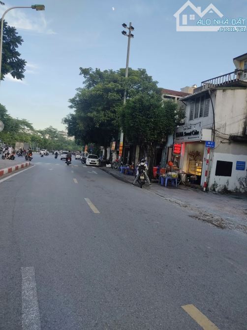 🏡 BÁN ĐẤT CỔ LINH – GẦN AEON & CẦU VĨNH TUY 📐 Diện tích: 34m² 📏 Mặt tiền: 5m, Giá 5.3 ỷ - 2