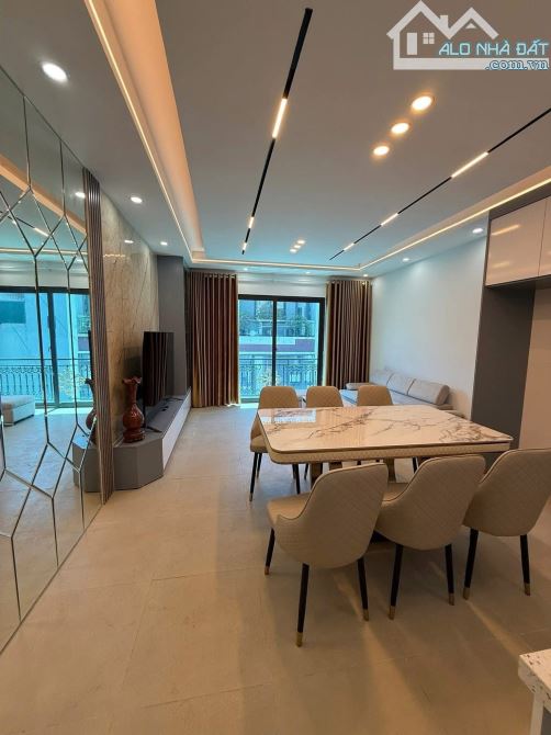 SIÊU HIẾM CÓ 1 – 0 – 2 _ NHÀ ĐẸP 4 TẦNG – 40M – MẶT 4M - BIÊN GIANG – OTO VÀO NHÀ – 3.8 TỶ - 2