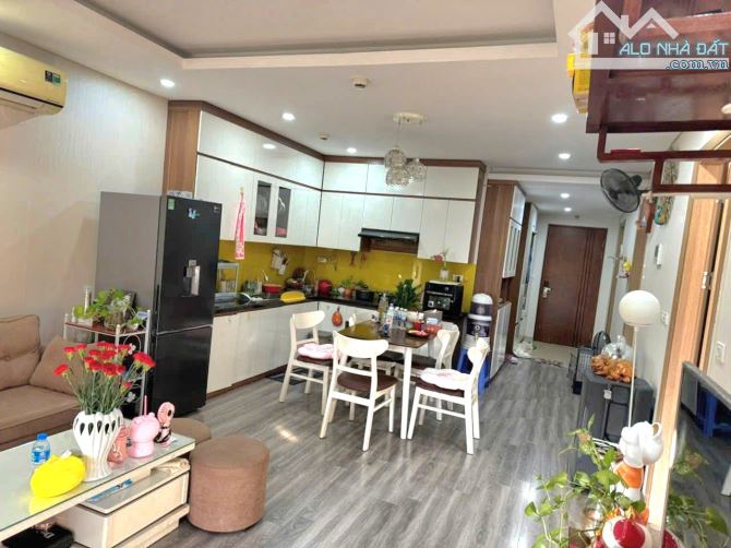 Bán căn hộ Thống Nhất Complex. DT 94m gồm 3PN, 2WC. Giá TL - 2