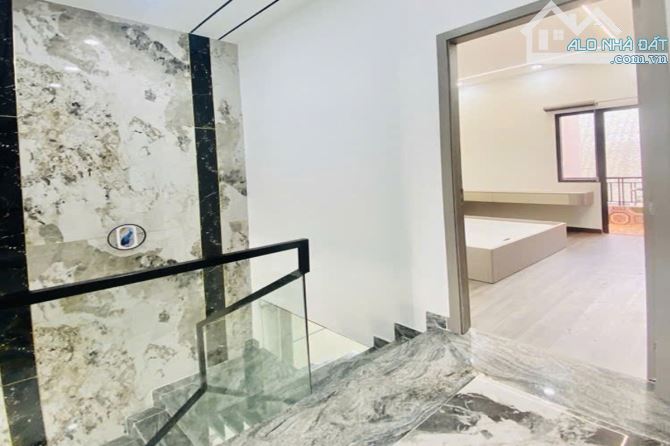Bán nhà hẻm, Tống Văn Hên, Tân Bình, 72.1 m² (4m x 18m), nhà đẹp - Giá 6.2 tỷ TL - 2