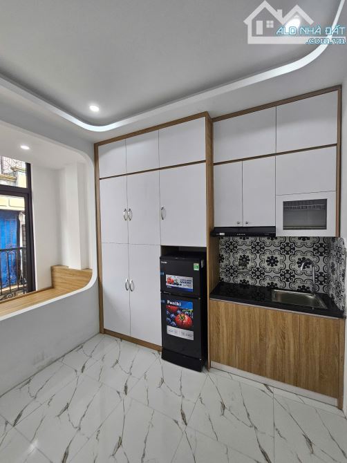 MINH KHAI BÁN CĂN HỘ DÒNG TIỀN 60M2 - 13 PHÒNG KHÉP KÍN - THANG MÁY – GIÁ HƠN 14 TỶ - 2