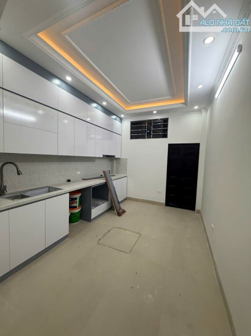 NHÀ MỚI 5 TẦNG 6 NGỦ, TRỤC CHÍNH NHÂN TRẠCH PHÚ LƯƠNG, DT 42M, NGÕ OTO - 2