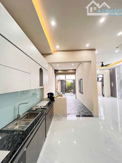 BIỆT THỰ MINI CỰC ĐẸP NGAY TRUNG TÂM SỔ HỒNG RIÊNG CHỈ 650 TRIỆU - 2