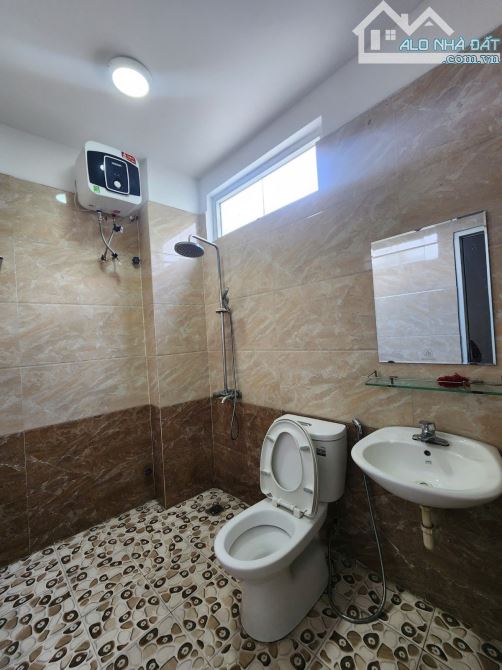 Bán nhà Hồ Tùng Mậu, Phân lô, ô tô tránh. Dt 44m, mt 3,5m Giá chào 6,6 tỷ - 2