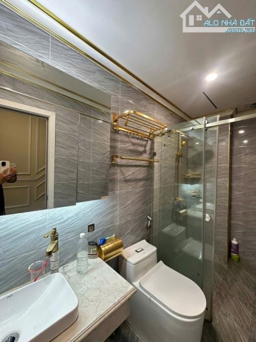 Bán nhanh nhà Hồ Tùng Mậu Dt 35m, 5 tầng, mt 4,8m, giá nhỉnh 8 tỷ. - 2