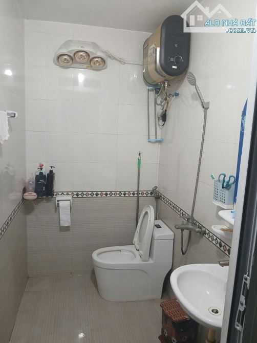 ⛳🐦Bán Nhà 3 Tầng Mặt Hồ Ngọc Lân, Kinh Bắc, Gần Chợ Yên Mt 4.45m Dt 120m2 Giá 10 Tỷ - 2