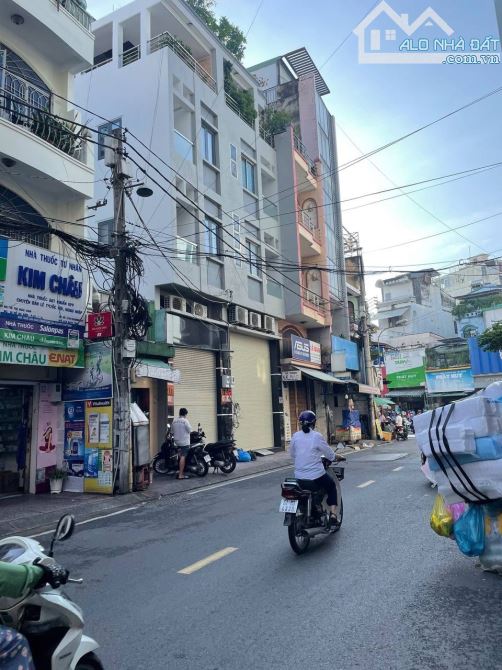 HÀNG HIẾM ! NHÀ MẶT TIỀN HỒ BÁ KIỆN, Q.10 | DT: 3,3 X 14m | 3 Tầng BTCT | - 2