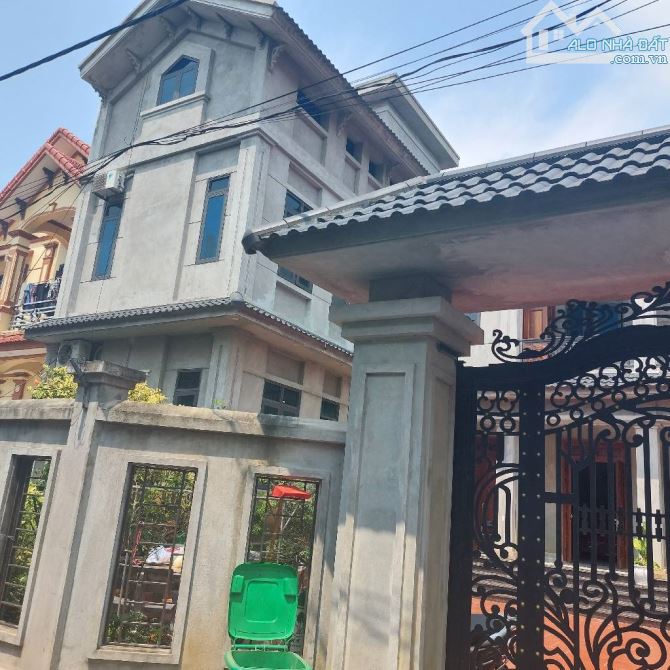 🏯 BIỆT THỰ  ĐẲNG CẤP – VỊ TRÍ ĐẸP – KHÔNG GIAN AN SINH TUYỆT VỜI - THOÁNG SÁNG -VƯỢNG KHÍ - 2