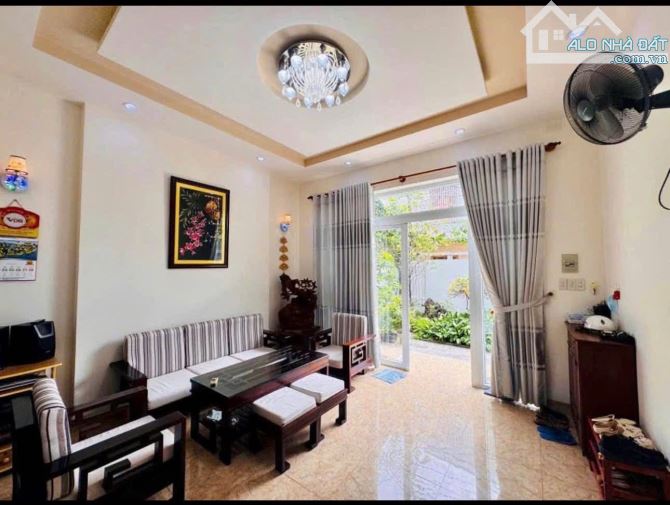 Bán nhà sân vườn hẻm oto Phú Đức 213m2 ngang 8m giá 9.5 tỷ - 2