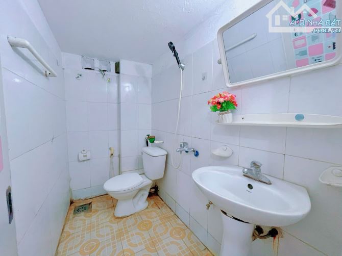 Phòng studio 25m² full nội thất giá 3.3tr tại ngõ 92 Nguyễn Khánh Toàn - 2