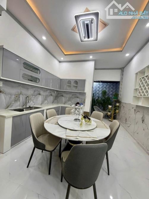 CĂN HỘ ĐẸP TRUNG TÂM CẦU GIẤY – VIEW ĐẸP – GIÁ RẺ - 2