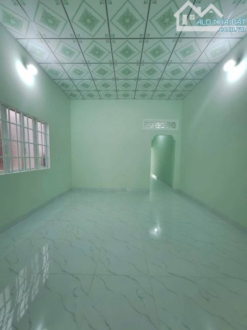 Kẹt tiền ! Bán gấp căn nhà ở 1/ Đường Huỳnh Thị Mài , Tân Hiệp 117m2 SHR giá 1 tỉ 010tr - 2