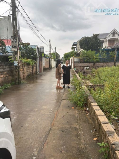Chính chủ gửi bán nhanh lô tân tiến chương Mỹ 112 m nằm ngay trung tâm đường 5 m - 2
