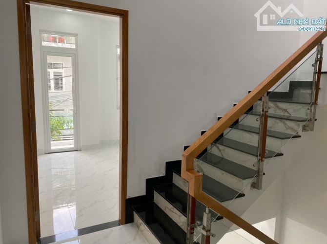 BÁN NHÀ 1 TRỆT 2 LẦU – HOÀNG HỮU NAM, THỦ ĐỨC - 2