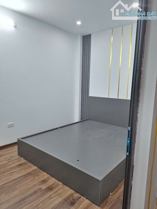NHÀ VĨNH HƯNG VỪA RỘNG VỪA ĐẸP 40M-CHỈ 5.39 TỶ-SĐCC - 2