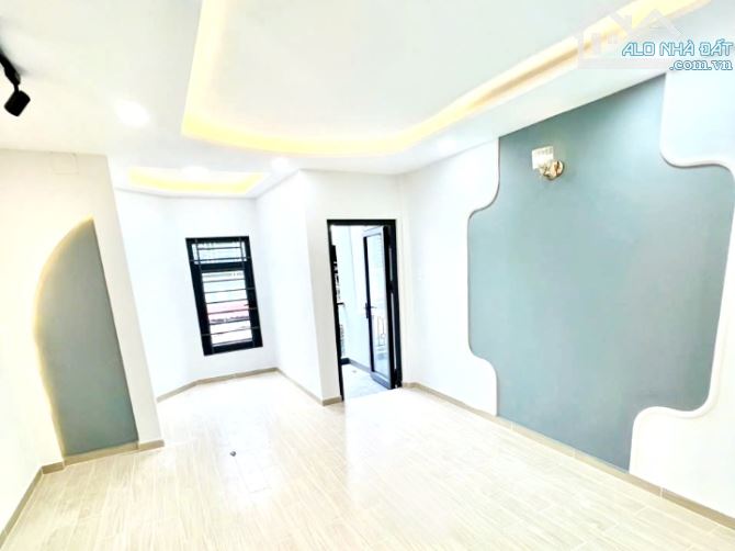 Bán nhà Quận 6, 2 lầu hẻm xe hơi Nguyễn Văn Luông – 5.8 tỷ - 2