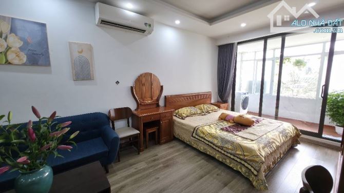 BÁN CĂN HỘ TẬP THỂ NGUYỄN CHÍ THANH 60M2- KHU VỰC TRUNG TÂM - MỚI ĐẸP Ở NGAY - VIEW MẶT PH - 2