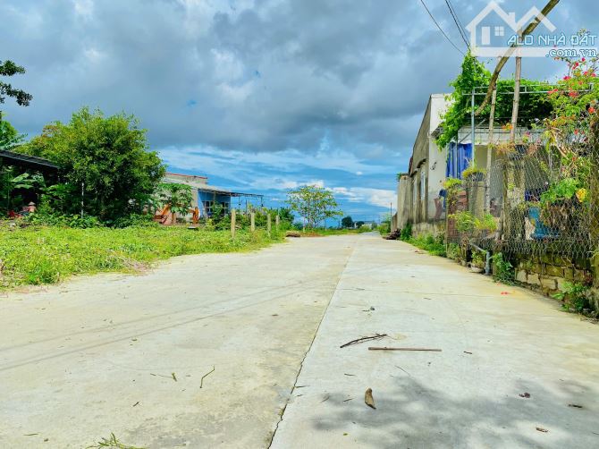 Đất biệt thự nhà vườn - ven sông thoáng mát - Đường bê tông 6m - Sát trục chính - 2