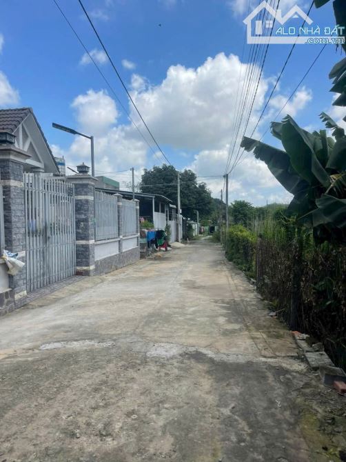 Bán nhà cấp 4 gần trường tiểu học Định Hoà, chợ Bưng Cầu giá 2 tỷ 400 - 2