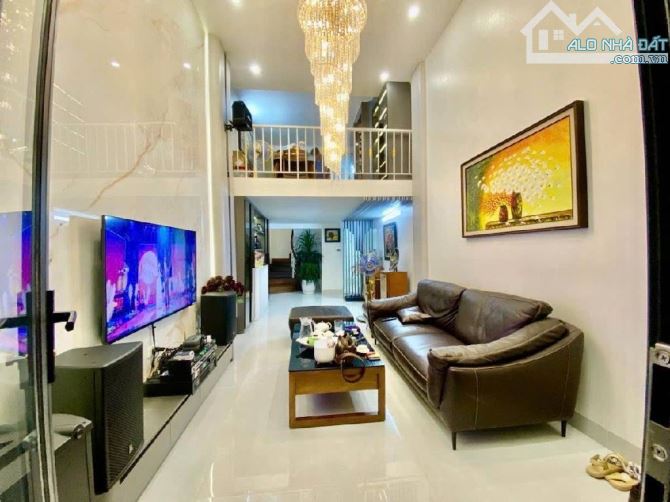 NHÀ P/LÔ-THÁI HÀ-ĐỐNG ĐA- 5 TẦNG-DT 38M2 - MẶT NGÕ -GIÁ CHỈ 15.5 TỶ. - 2