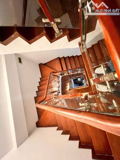 Bán nhà Ngoại Giao Đoàn, DT 40m, MT 4,5m, dân xây ở sướng, lô góc, hiếm trong tầm giá. - 2