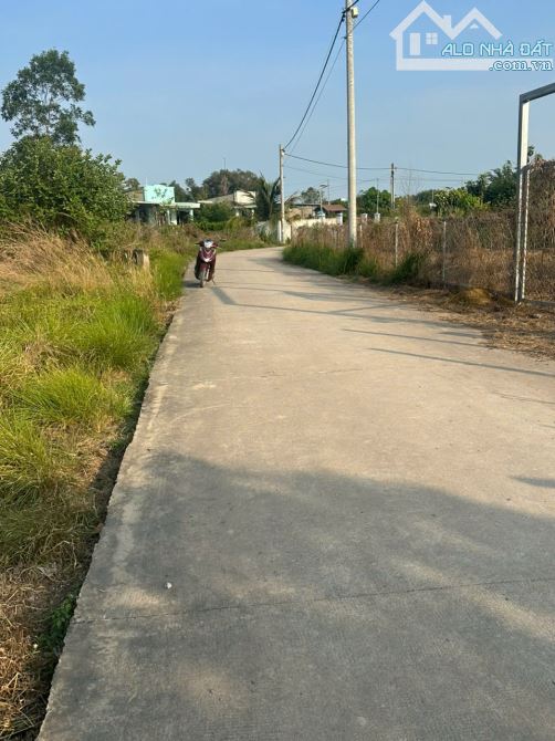 Bán gấp đất thổ nhà vườn Nhơn Trạch giá rẻ 4,5tr/m. Gần 25C. SR chính chủ.GỌI NGAY 24/24h - 2