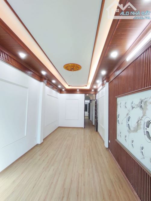 BÁN NHÀ MẶT PHỐ KIM GIANG 55M X 6 TẦNG THANG MÁY VỈA HÈ RỘNG KINH DOANH 2 MẶT THOÁNG - 2
