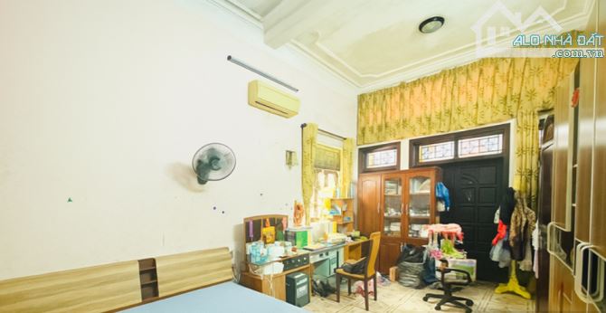 bán nhà mặt đường đình đông 59m2 ngang 4,68 xây 3 tầng giá 13 tỷ - 2