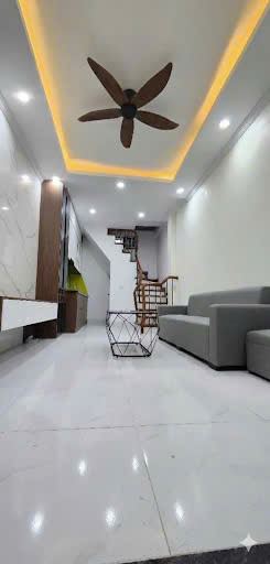 Ngõ Thông Phong - TT Đống Đa - 6.25 Tỷ - NHÀ ĐẸP 5 TẦNG Ở LUÔN - 3 NGỦ 4 WC KHÉP KÍN - NGÕ - 2