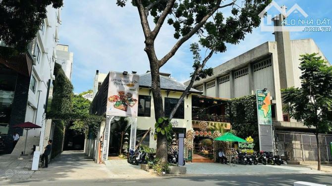 Bán nhà MT Nguyễn Đình Chiểu, Q.1 - DT:17m x 26m - cn:435m2- HĐ: 350tr/th - Giá:350 tỷ - 2