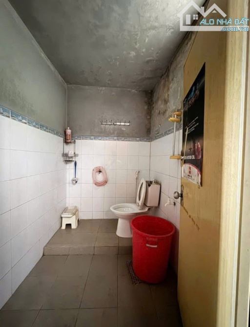 Có Căn nhà Nợ Chủ Dí Cần Bán nhanh ngay Tân Phú trung Củ Chi 129m2 Sổ hồng Riêng 710triệu - 2