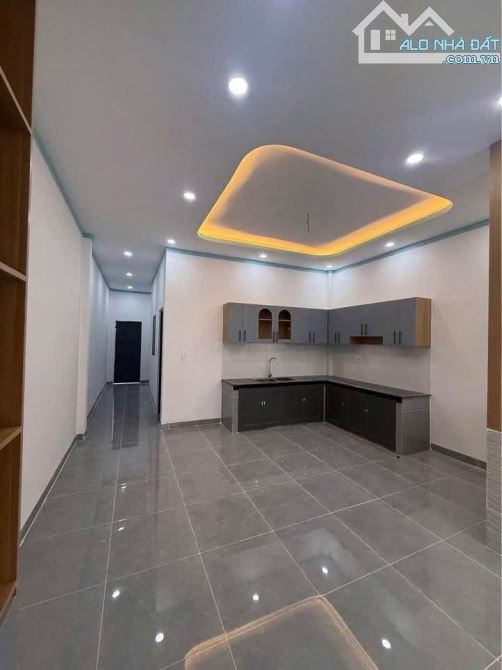 NHÀ LẦU MỚI HOÀN THIỆN CẠNH BỬU LONG FULL GIÁ CHỈ 1 TỶ 990TR( KHÔNG PHÁT SINH ) - 2