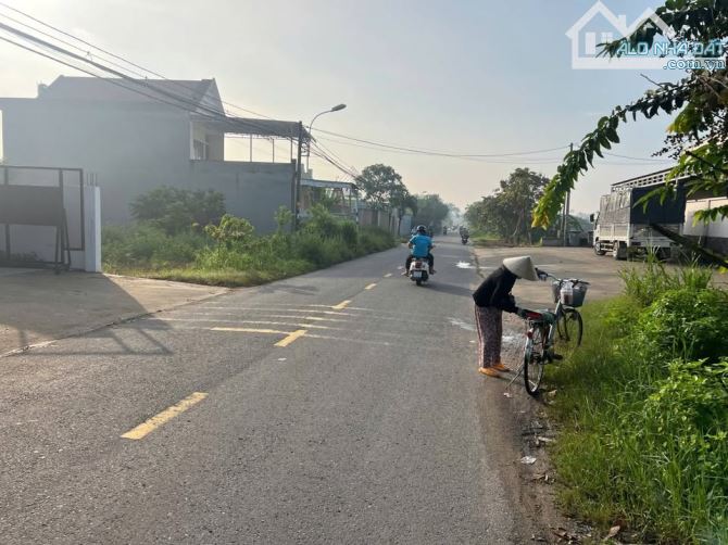 Nhà có 95m2 đất thổ cư ở Tân Thông Hội với giá 1 tỷ 2 – Cách Ql22 300m - 2