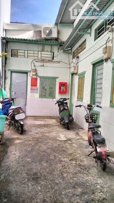 Nhà Quận 4 _ DT 111m² _ 6x14m nở hậu 9m _ TN 68 triệu/ tháng _ 7,85 tỷ - 2